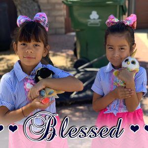 Meet your Posher, Dalia fili